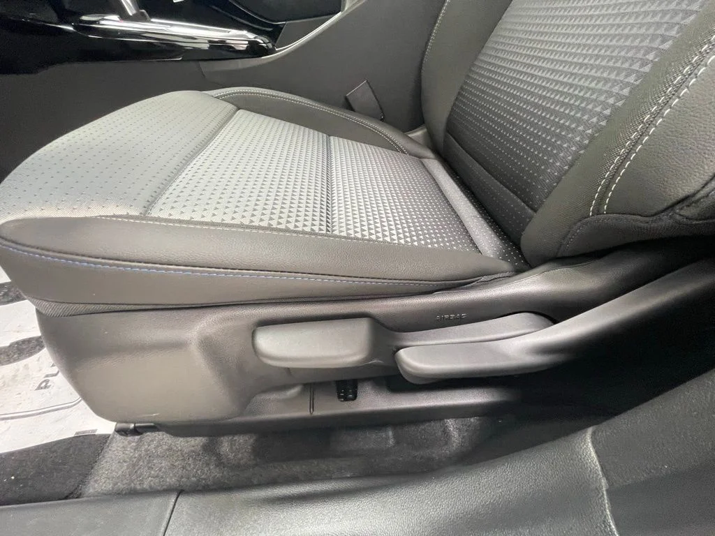 2026 Chevrolet Trax LT - Photo 15