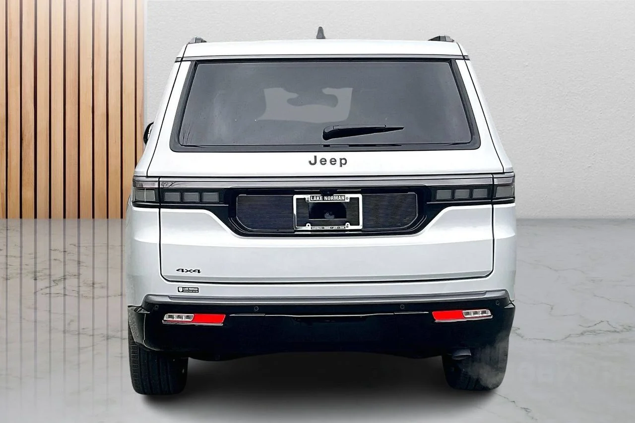 New 2026 Silver Zynith Jeep Limited Reserve image 7