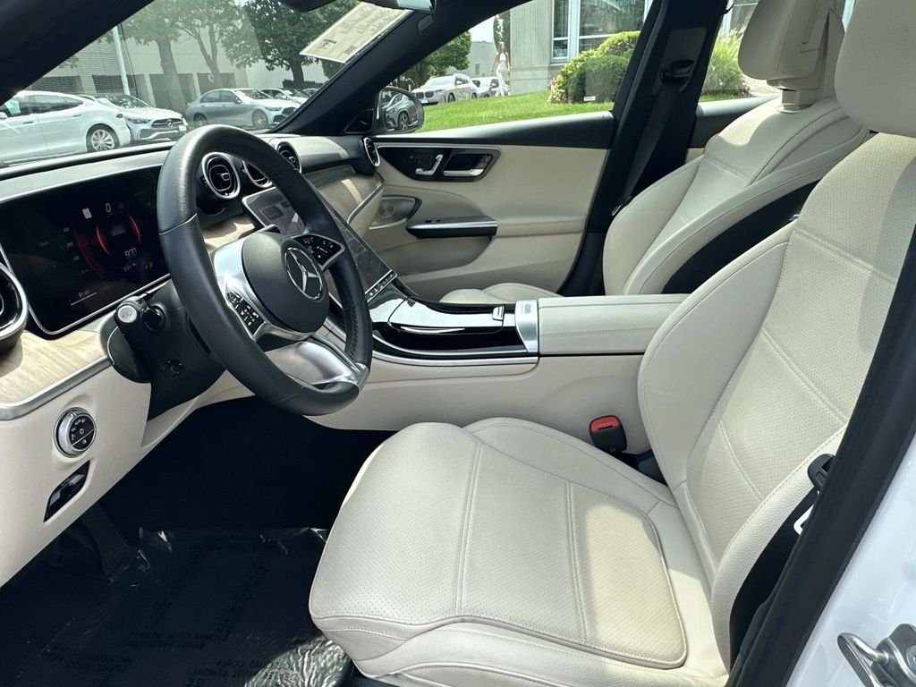 Certified Used 2024 MANUFAKTUR Moonlight White Metallic Mercedes-Benz C 300 image 15