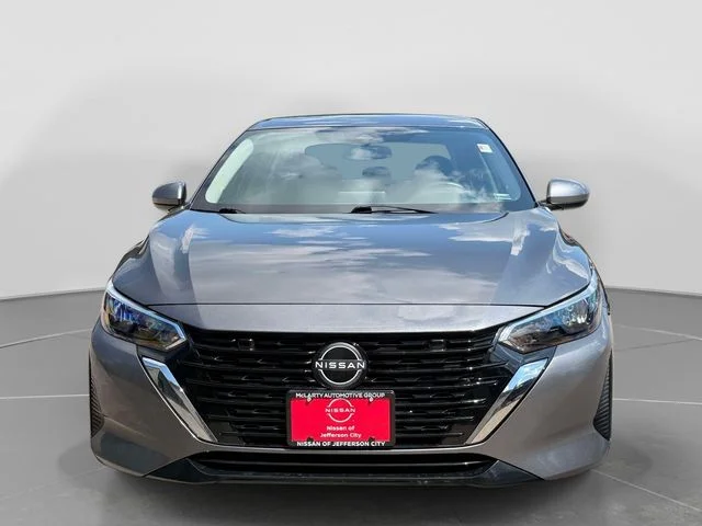 Used 2024 Gray Nissan SV image 9