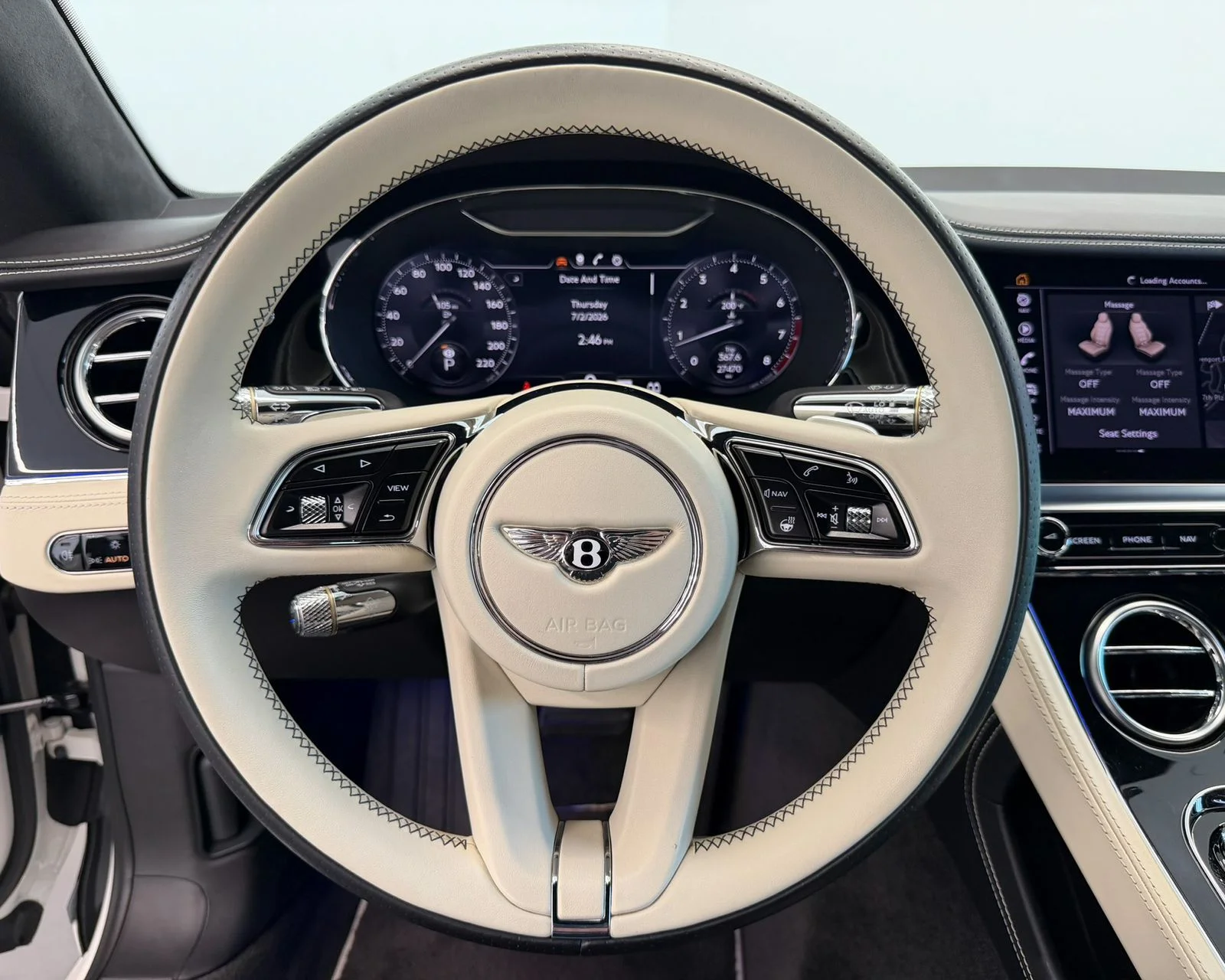 Used 2023 White Bentley V8 S image 19