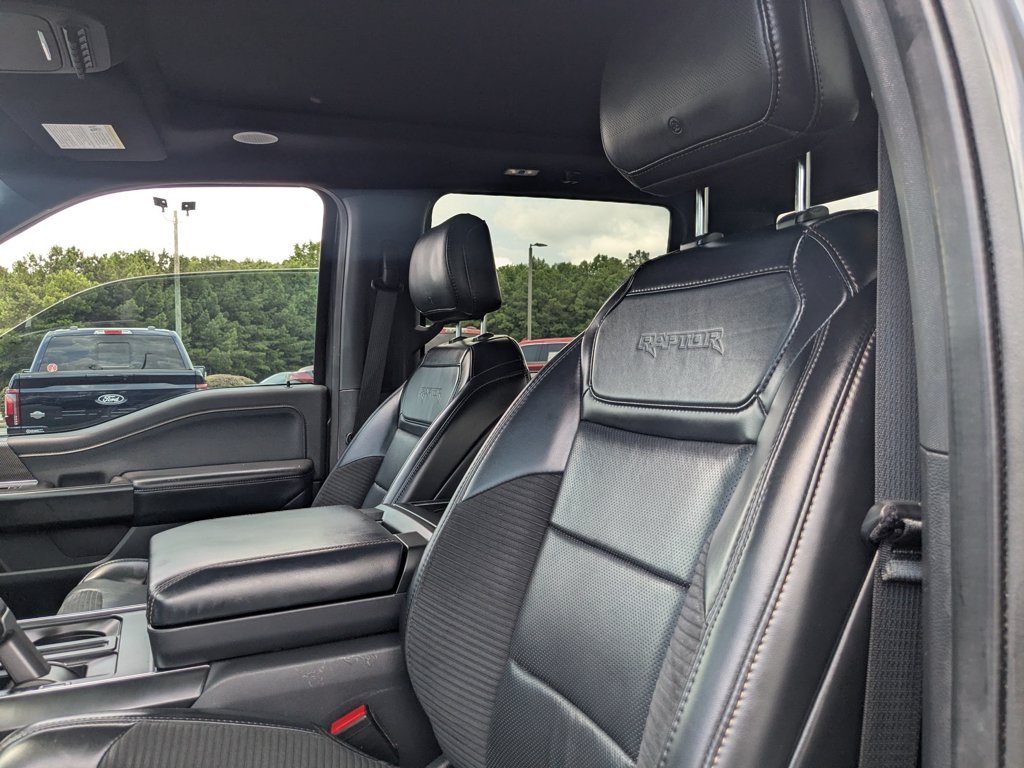 Used 2021  Ford Raptor image 15