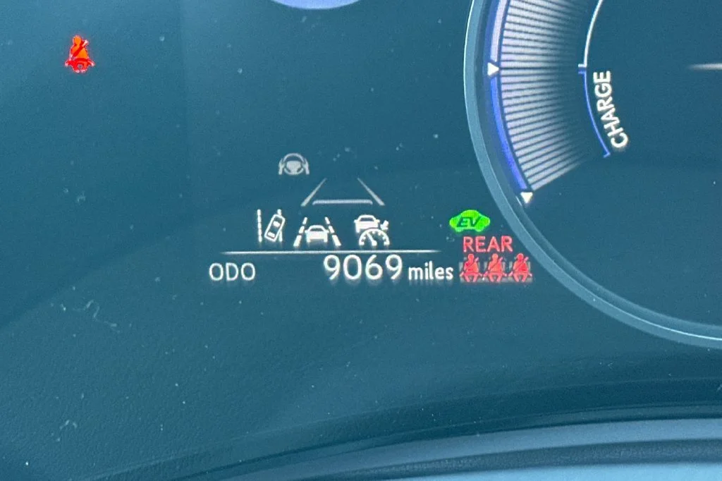 Certified Used 2025 Gray Lexus 350h Premium image 30