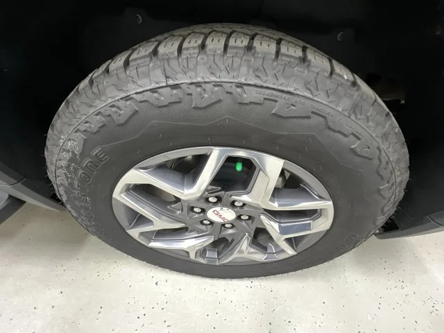 New 2026 Onyx Black GMC SLT image 34