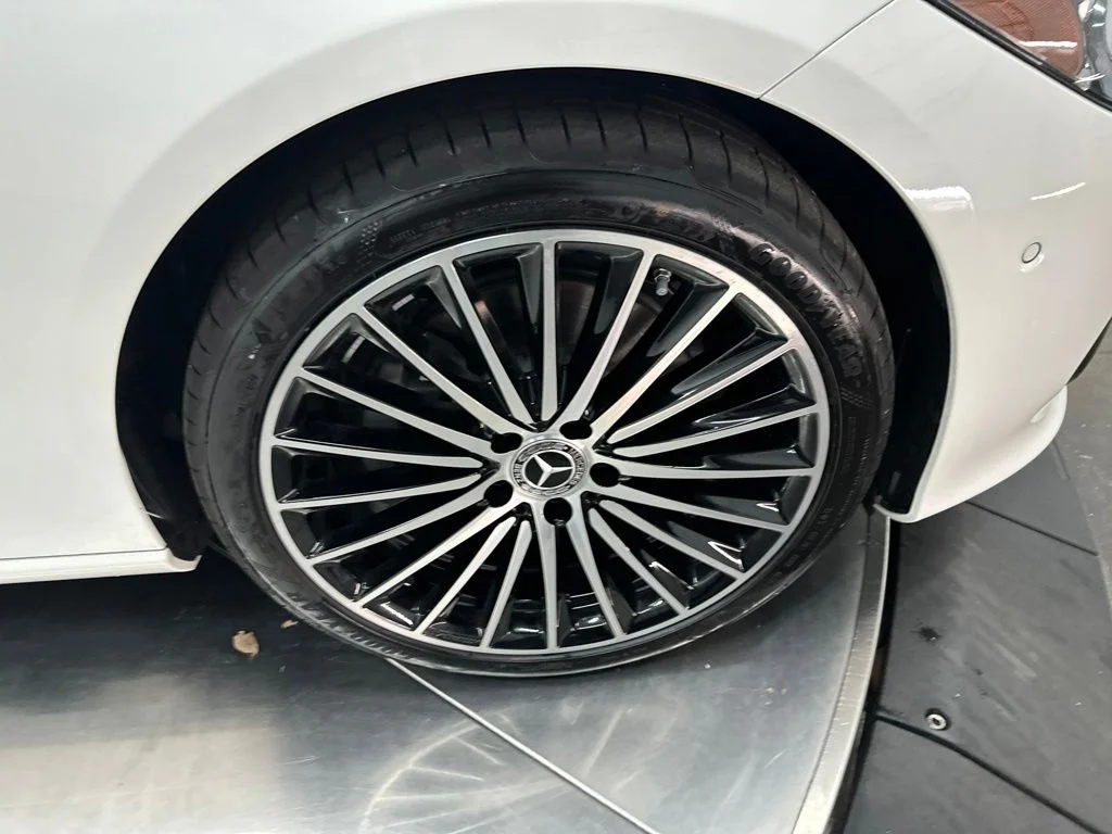 New 2026 White Mercedes-Benz C 300 image 9