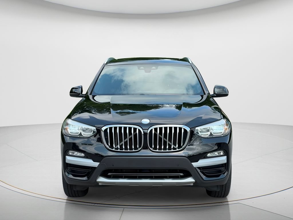 Used 2019 Black BMW sDrive30i image 2