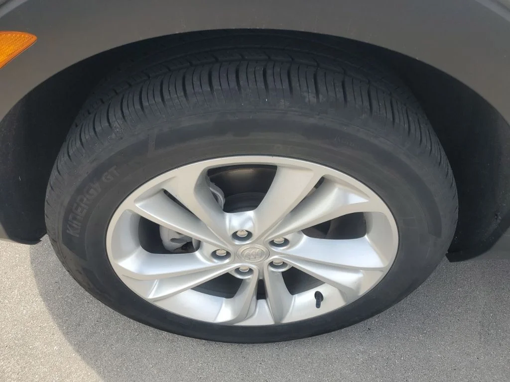 Used 2023 Gray Buick Preferred image 10
