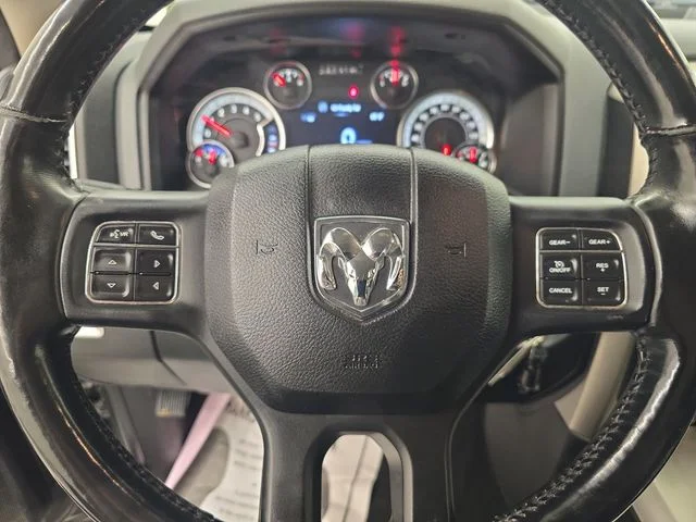 Used 2017 Granite Crystal Clearcoat Metallic Ram Big Horn image 29