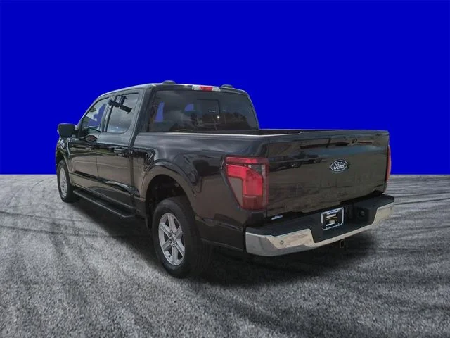 New 2026 Agate Black Metallic Ford XLT image 6