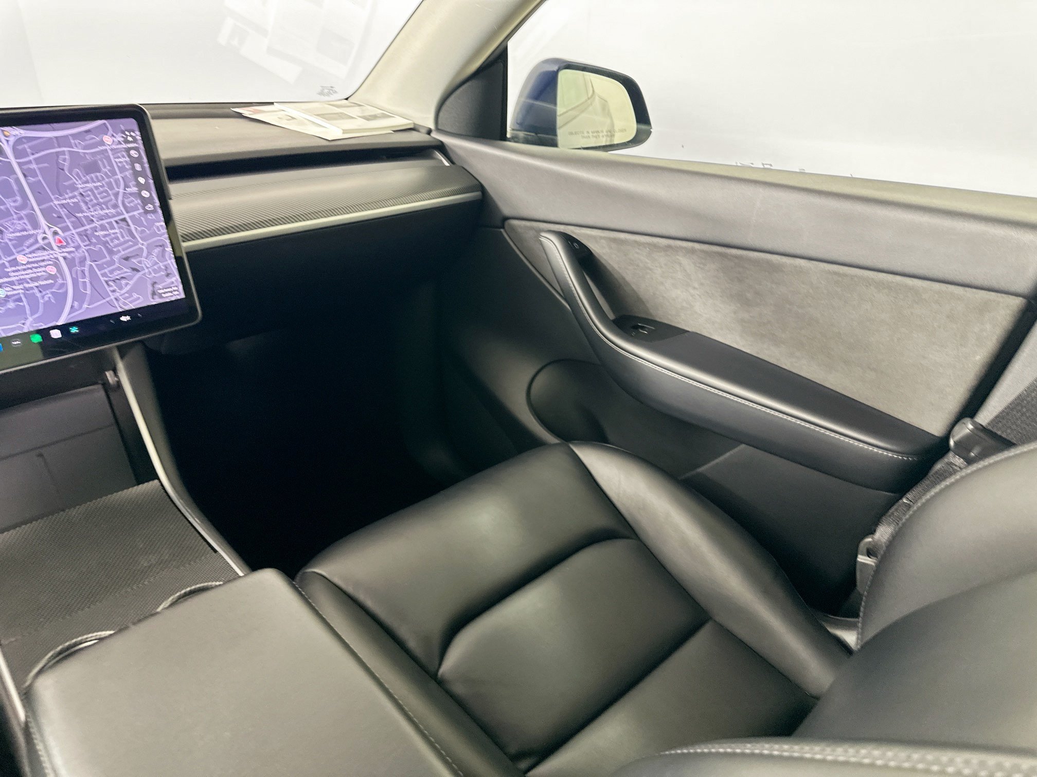 Used 2021  Tesla Performance image 22