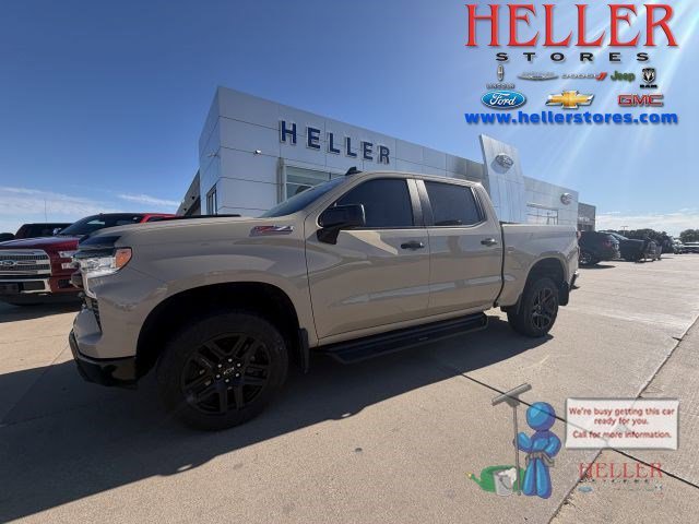 2022 Chevrolet Silverado 1500 LT Trail Boss 4X4 Crew Cab Short Box's photo