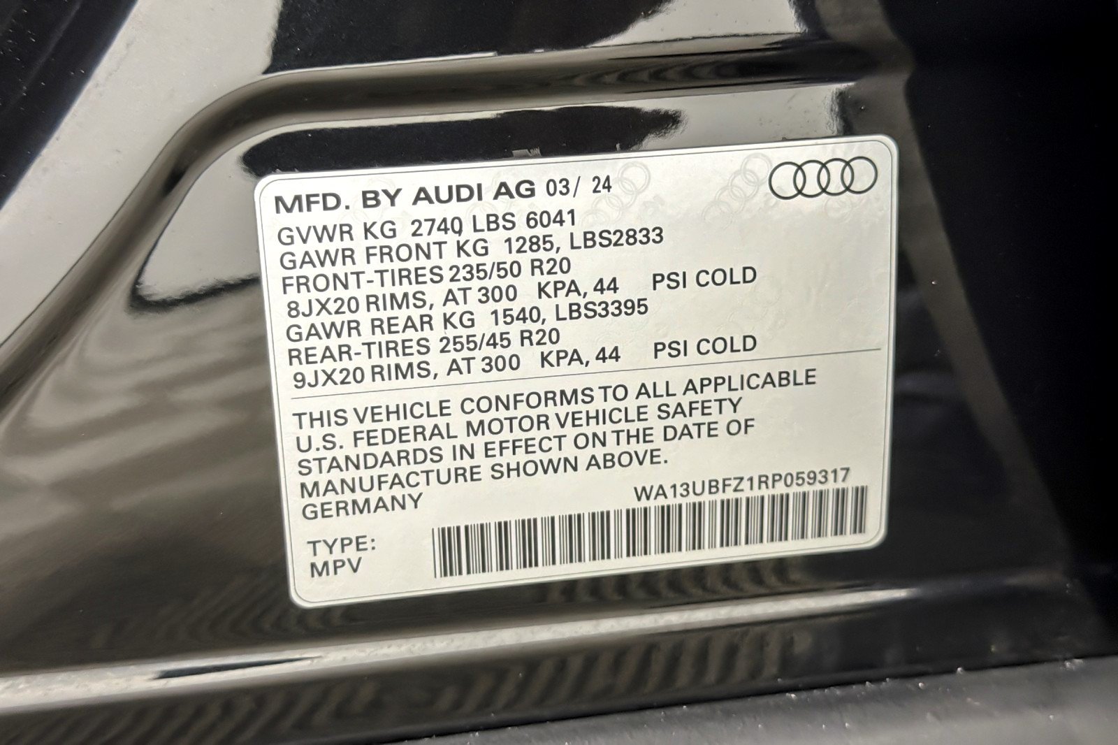 Used 2024 Mythos Black Metallic Audi Premium Plus 55 quattro image 27