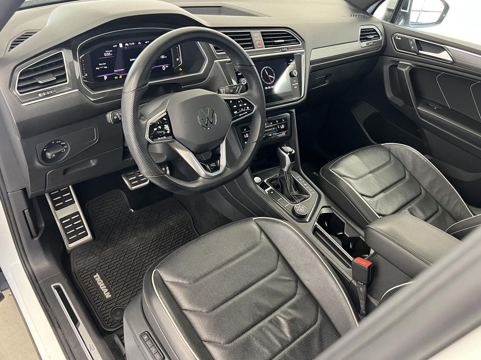 2023 Volkswagen Tiguan SEL R-LINE - Photo 13