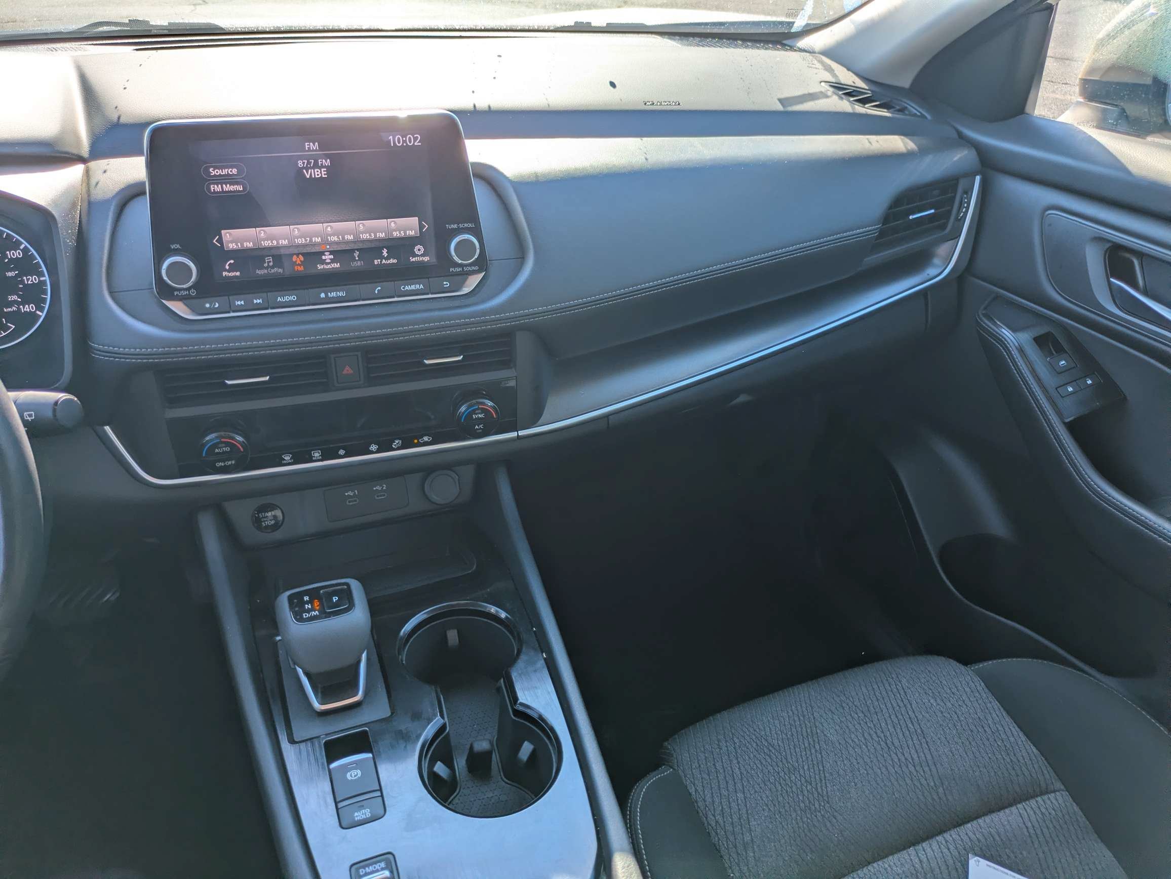 Used 2025  Nissan SV image 14