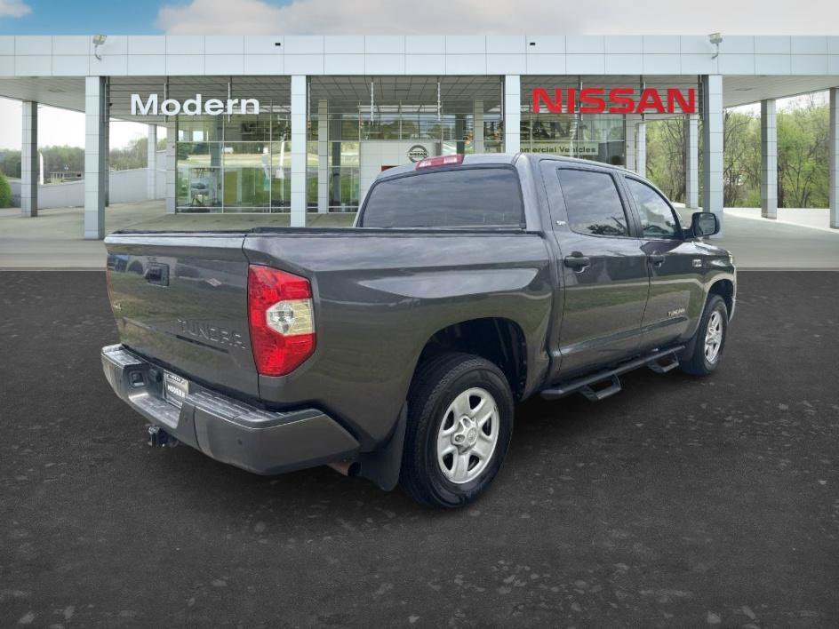 Used 2020 Magnetic Gray Metallic Toyota SR5 image 5