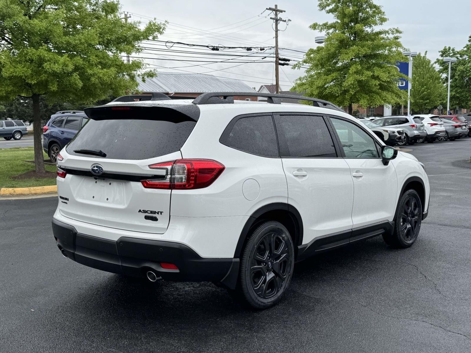 New 2026 CRYSTAL WHITE PEARL Subaru Onyx Edition Touring 7-Passenger image 2