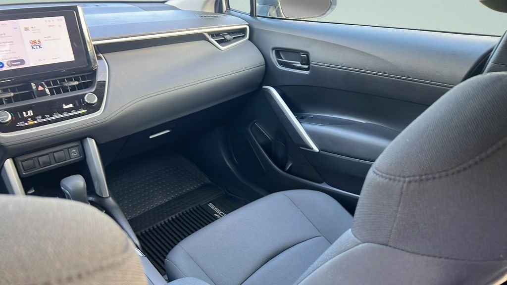 Certified Used 2025 Silver Toyota LE image 13