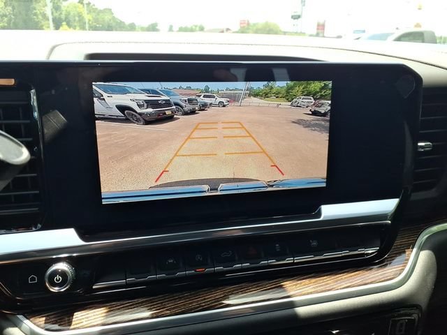 New 2026 Onyx Black GMC Elevation image 17