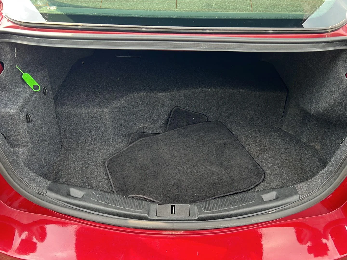 Used 2019 Ruby Red Metallic Tinted Clearcoat Ford SE image 23