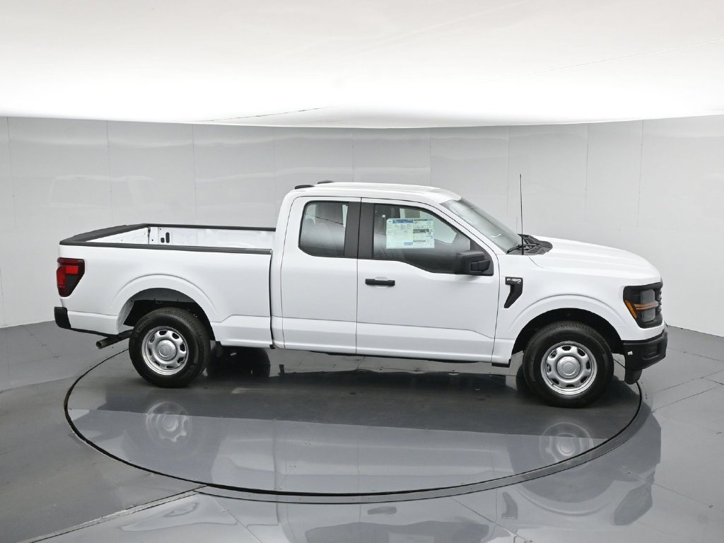 New 2026 Oxford White Ford XL image 52