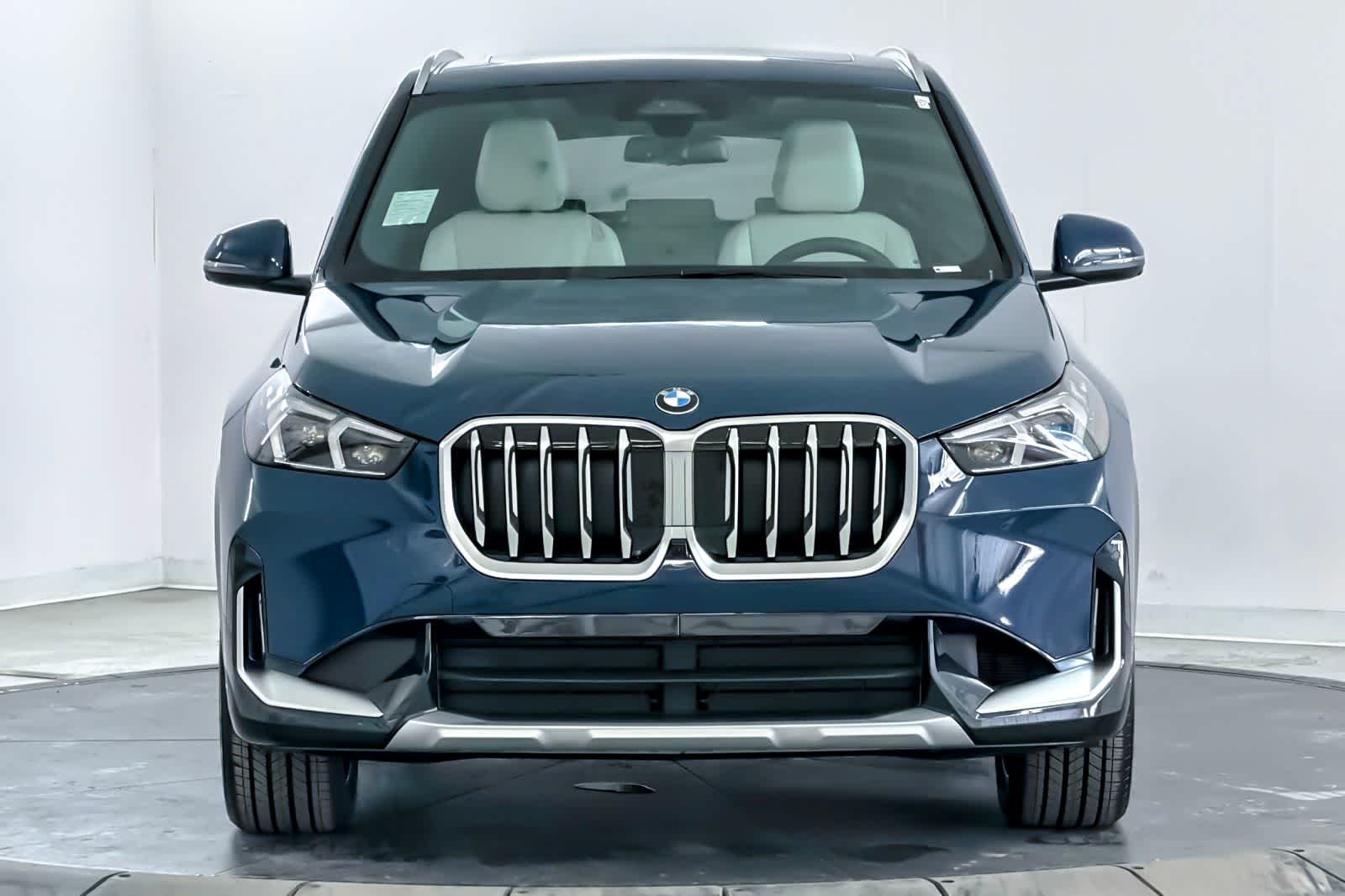 New 2026 Night Dusk Blue Metallic BMW xDrive28i image 10