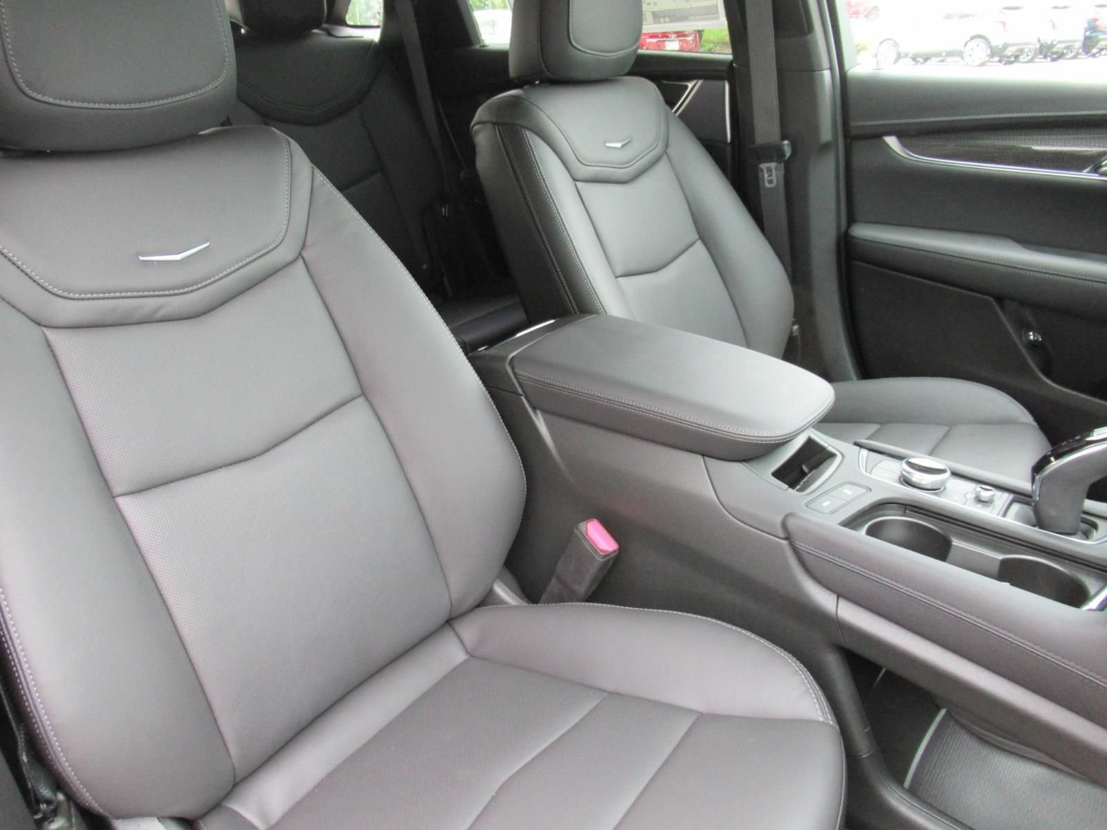 2026 Cadillac XT5 Sport - Photo 8