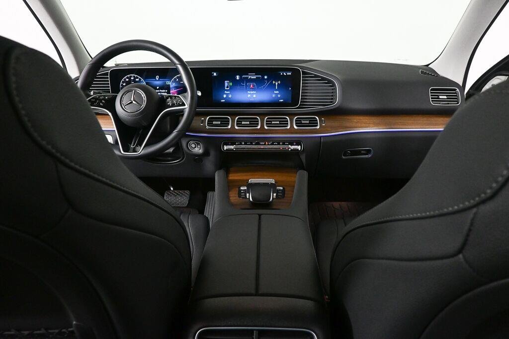 Certified Used 2025 Polar White Mercedes-Benz GLE 350 image 17