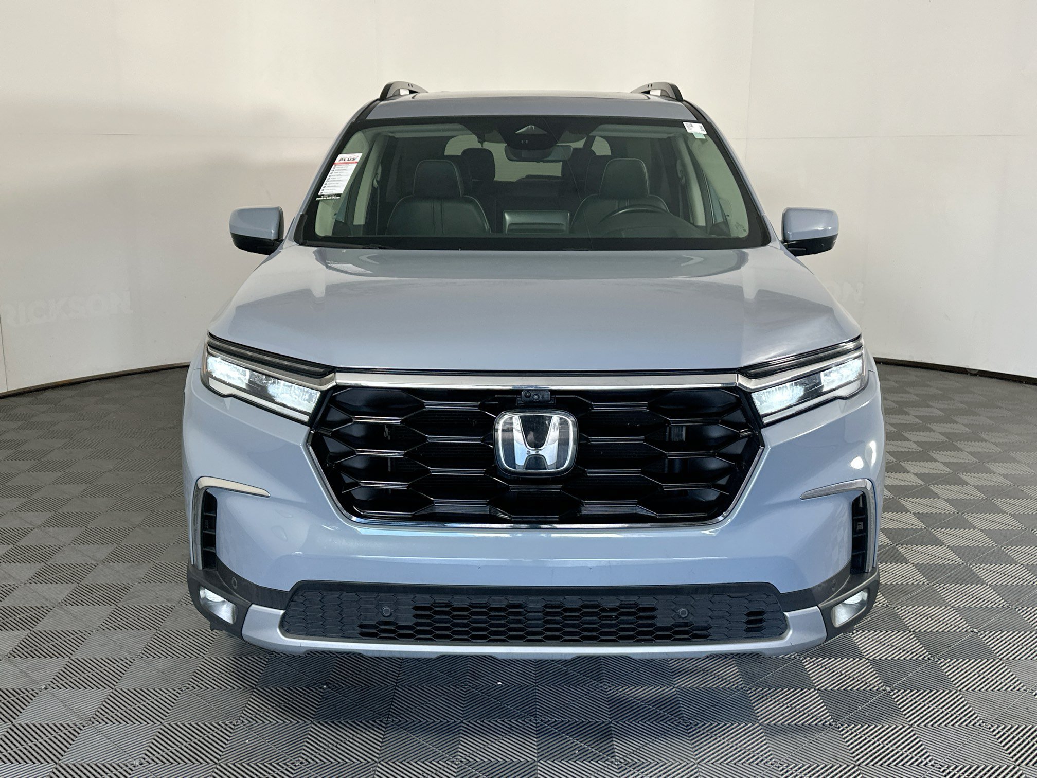Used 2024 Platinum White Pearl Honda Elite image 8