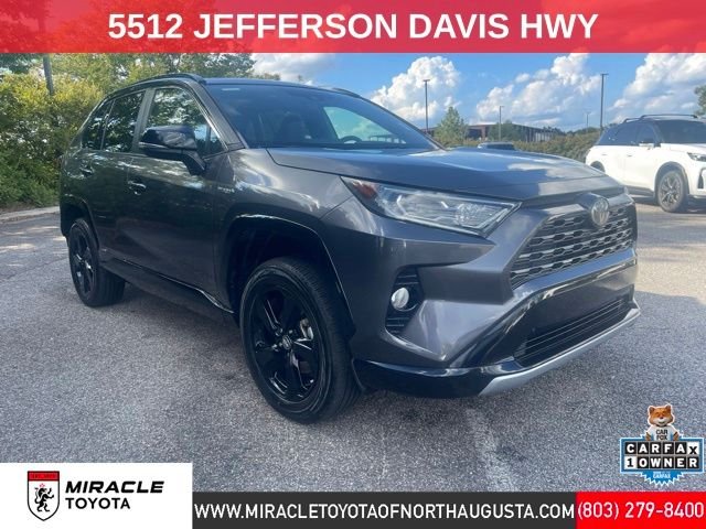 Used 2019 Gray Toyota XSE image 1