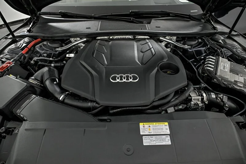 Used 2022 Firmament Blue Metallic Audi quattro Prestige 55 TFSI image 12
