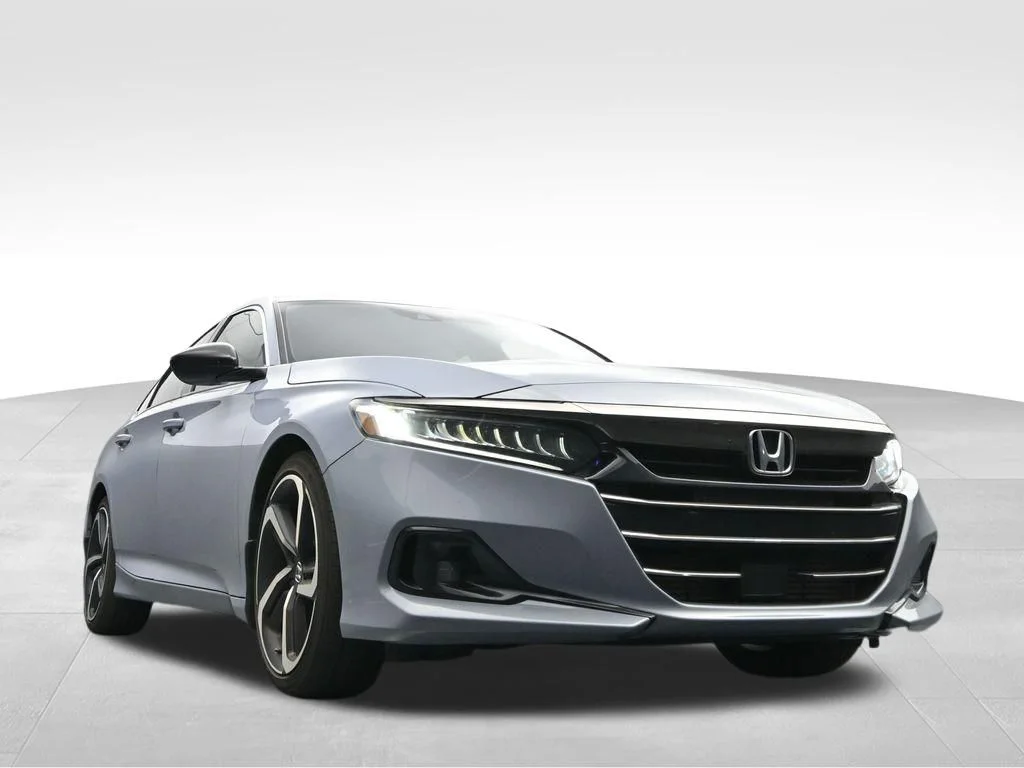 Used 2022 Sonic Gray Pearl Honda Sport image 33