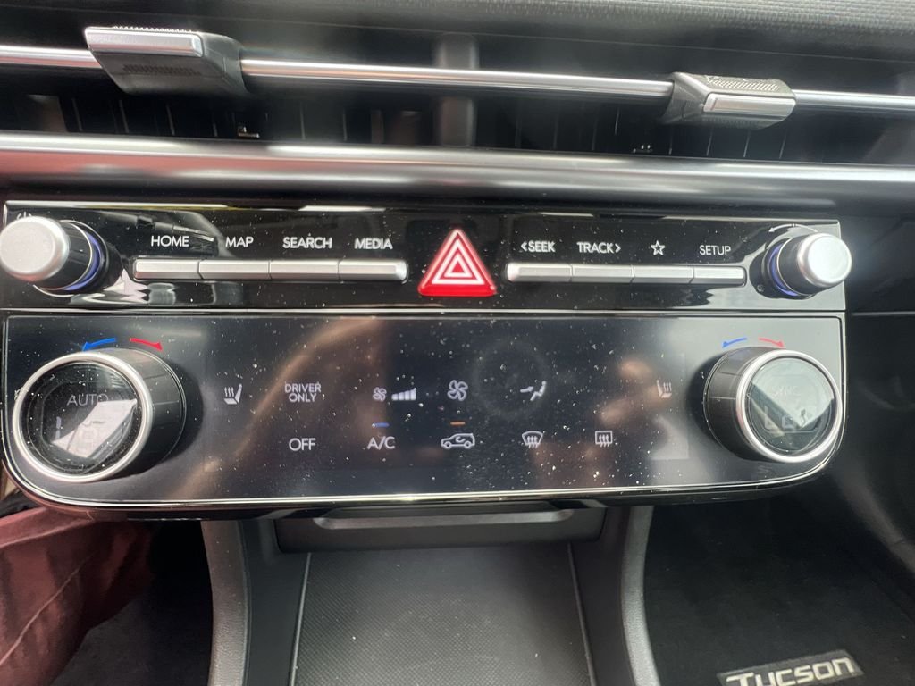 Certified Used 2025 Gray Hyundai SEL Convenience image 25