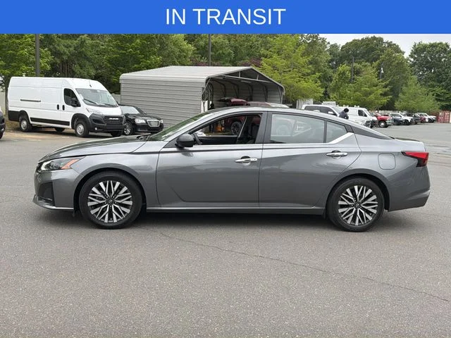 Used 2024 Gray Nissan 2.5 SV image 10