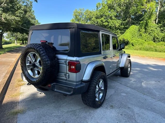Used 2020 Silver Jeep Unlimited Sahara image 7