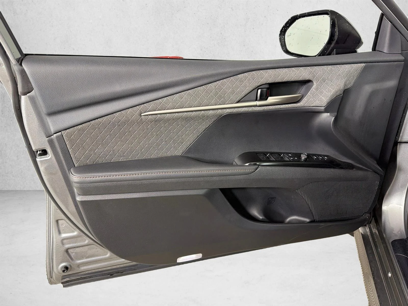 Used 2025 Silver Toyota LE image 11