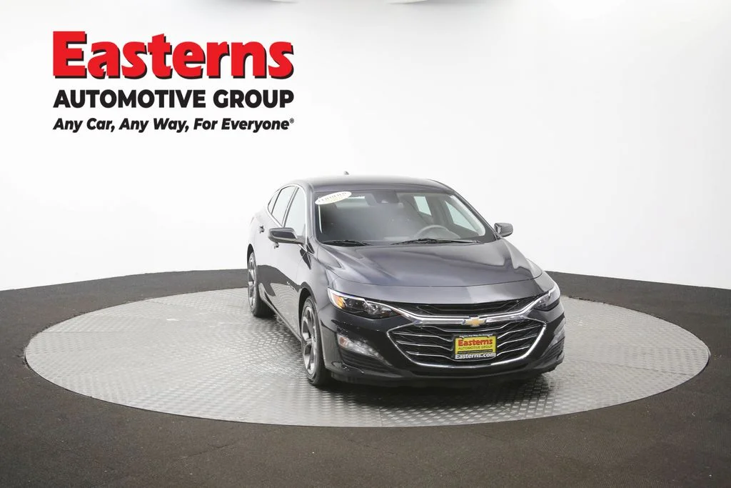 Used 2023 Gray Chevrolet LT image 46