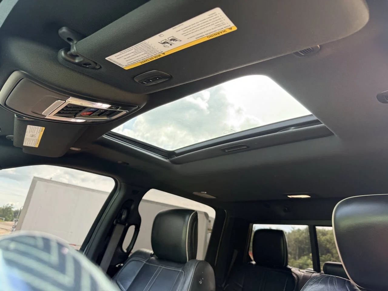 Used 2019 White RAM Limited 4x4 4dr Crew Cab 6.3 ft. SB Pickup image 18