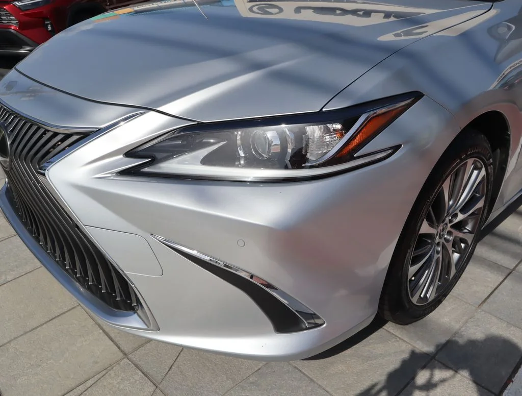Used 2021 Silver Lexus 350 image 13