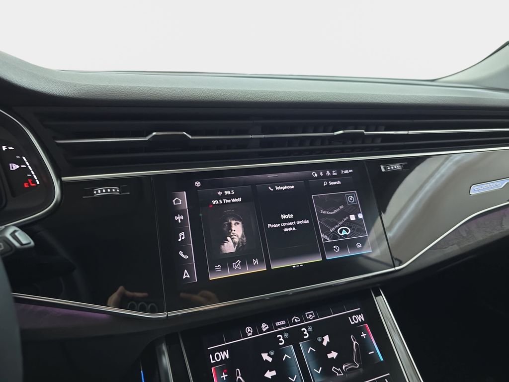 Used 2022  Audi 55 Premium Plus image 23