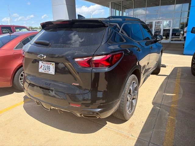Used 2022 BLACK Chevrolet RS image 4