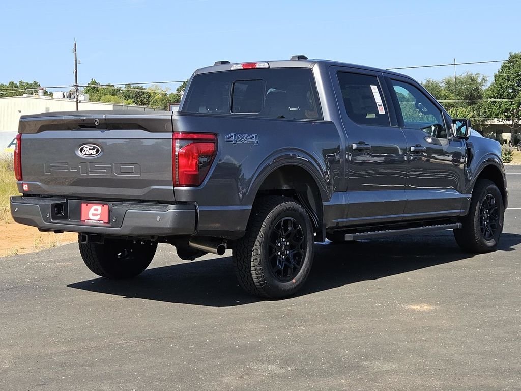 New 2026 Carbonized Gray Metallic Ford XLT image 8
