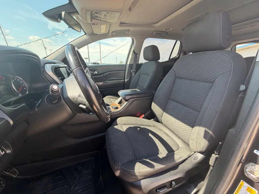 Used 2018 Silver GMC SLE-2 image 13