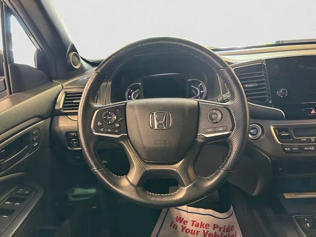 Used 2023  Honda EX-L image 13
