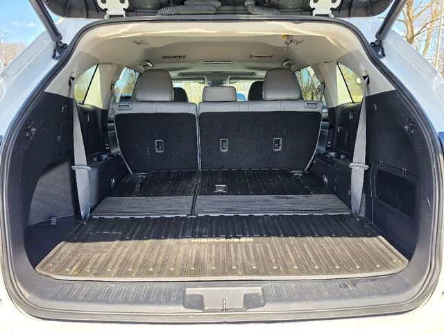 Used 2023 Beige Toyota XLE image 17