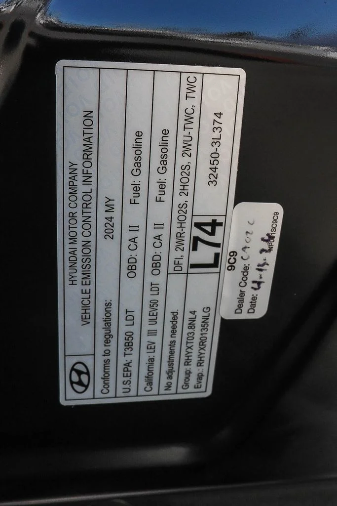 Used 2024 Black Hyundai SEL image 28