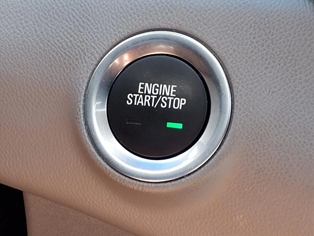 2023 GMC Terrain SLT - Photo 11