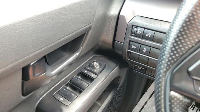 Certified Used 2025 BLACK Toyota  image 19