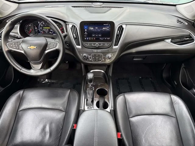 Used 2024 Gray Chevrolet LT image 20