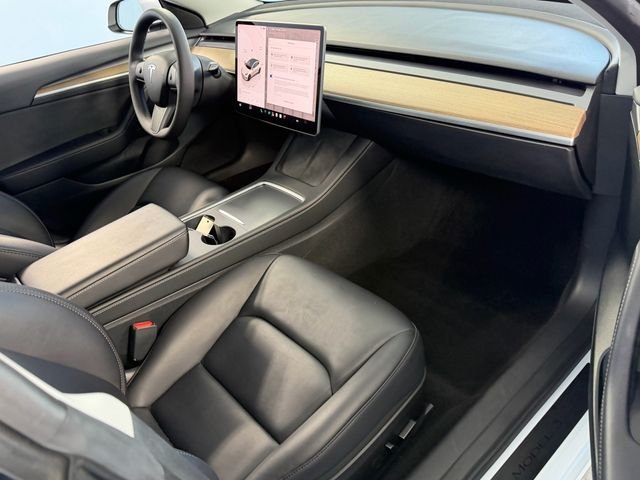 Used 2023 White Tesla Base image 13