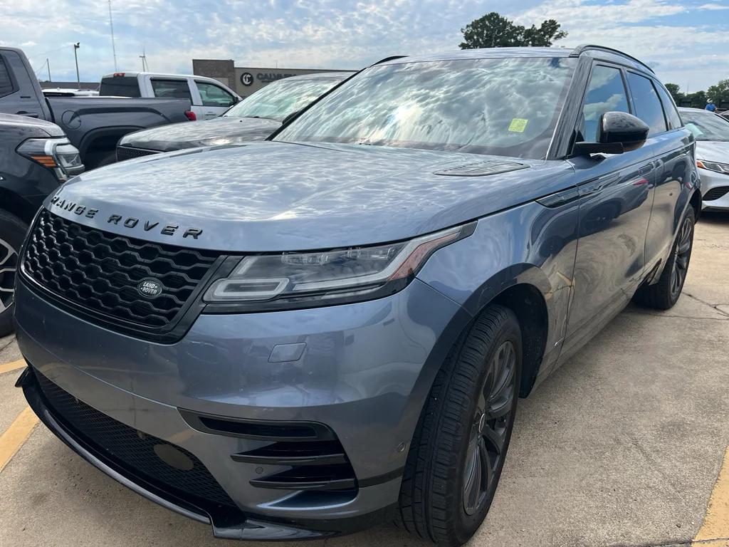 2019 Land Rover Range Rover Velar R-Dynamic SE Si4's photo